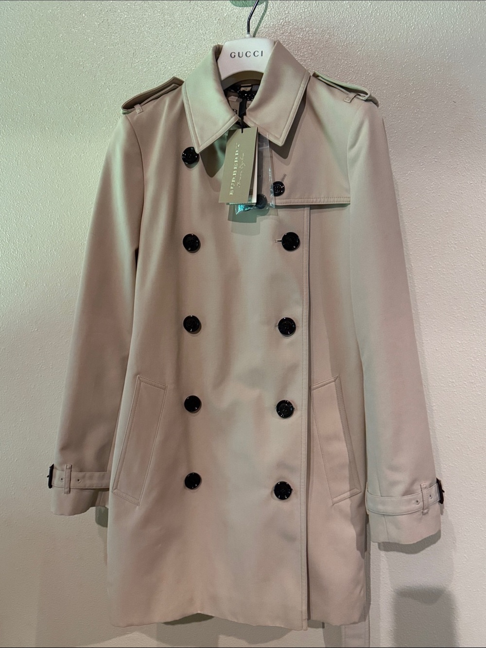 Authentic Burberry Double-Breasted Harbourne Trench Coat in Heritage Stone color